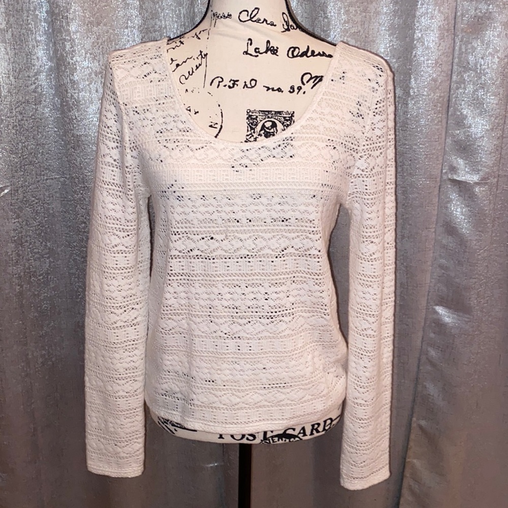 Like New AEO Soft Crotched Shirt Size Large
